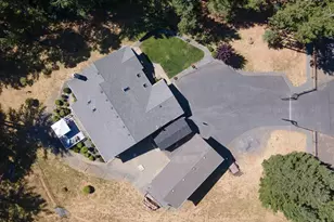 141 N Lappland Dr, Grants Pass, OR 97527 - Photo 53
