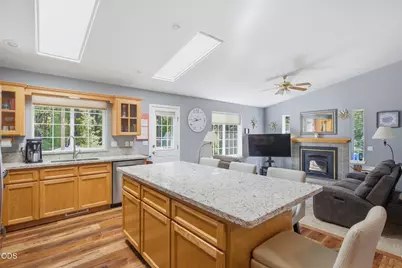 141 N Lappland Drive, Grants Pass, OR 97527 - Photo 13