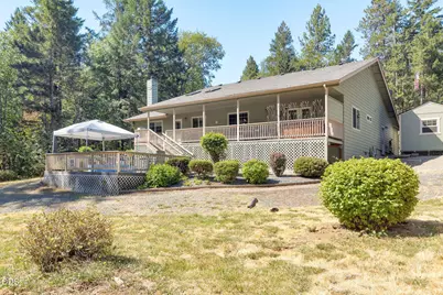 141 N Lappland Drive, Grants Pass, OR 97527 - Photo 47