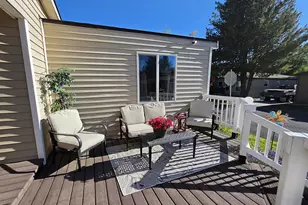 1001 SE 15th St, Bend, OR 97702 - Photo 3
