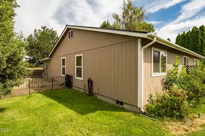 3775 SW Ben Hogan Drive, Redmond, OR 97756 - Photo 23