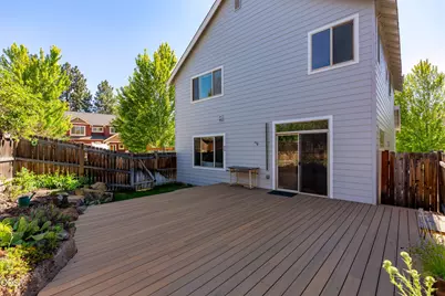 1860 NE Altura Drive, Bend, OR 97701 - Photo 19
