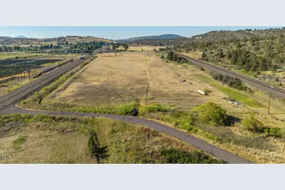 N Hwy 97, Klamath Falls, OR 97601 - Photo 19