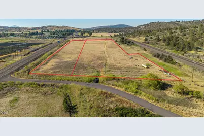 N Hwy 97, Klamath Falls, OR 97601 - Photo 17
