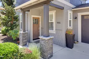 955 Overlook Dr, Ashland, OR 97520 - Photo 3