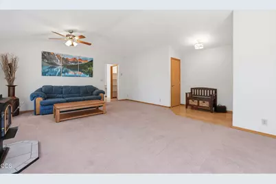 2058 NE Hollow Tree Lane, Bend, OR 97701 - Photo 11