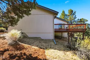 2058 NE Hollowtree Ln, Bend, OR 97701 - Photo 39