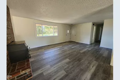 11127 Horizon Street, Midland, OR 97634 - Photo 7