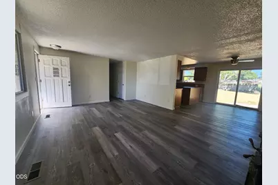 11127 Horizon Street, Midland, OR 97634 - Photo 9
