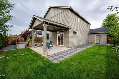 21241 SE Golden Market Lane, Bend, OR 97702 - Photo 15