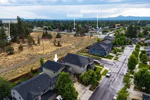 21241 SE Golden Market Ln, Bend, OR 97702 - Photo 35