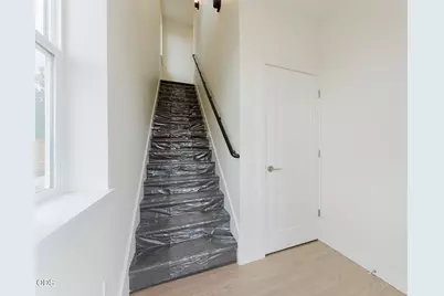 211 NW 17th Street #200, Redmond, OR 97756 - Photo 3