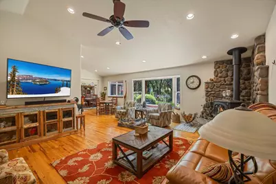 737 Pinecrest Drive, Grants Pass, OR 97526 - Photo 19