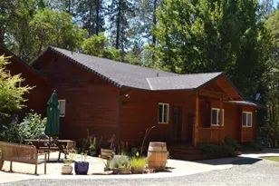 737 Pinecrest Dr, Grants Pass, OR 97526 - Photo 63