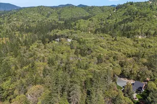 737 Pinecrest Dr, Grants Pass, OR 97526 - Photo 57
