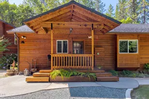 737 Pinecrest Dr, Grants Pass, OR 97526 - Photo 3