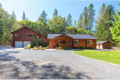 737 Pinecrest Drive, Grants Pass, OR 97526 - Photo 1