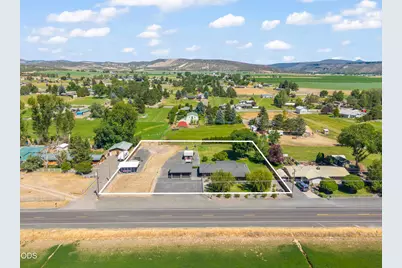 2348 NE Barnes Road, Prineville, OR 97754 - Photo 1