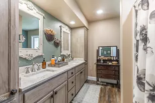2348 NE Barnes Rd, Prineville, OR 97754 - Photo 13