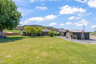 2348 NE Barnes Rd, Prineville, OR 97754 - Photo 37