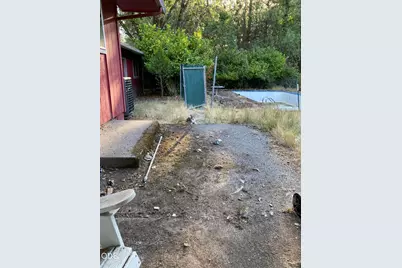 6148 E Evans Creek Road, Rogue River, OR 97537 - Photo 7