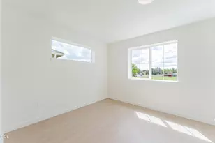 317 NW 17th St, Redmond, OR 97756 - Photo 27