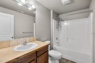 339 Southwest 33rd Drive, Redmond, OR 97756 - Photo 13