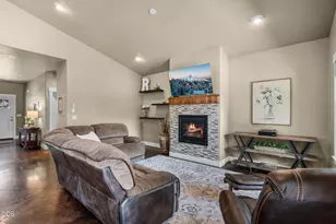 2850 SW 33rd St, Redmond, OR 97756 - Photo 7