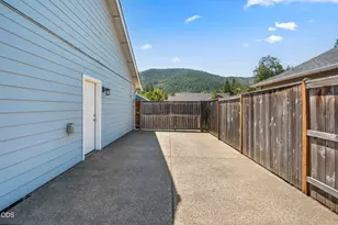 263 Retirement Ln, Cave Junction, OR 97523 - Photo 27