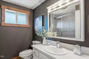 645 NW 7th St, Redmond, OR 97756 - Photo 17
