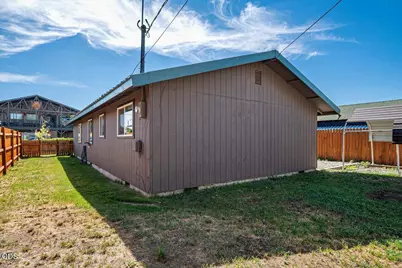 645 NW 7th Street, Redmond, OR 97756 - Photo 31
