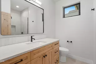 56441 Elk Run Dr, Bend, OR 97707 - Photo 19