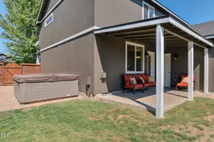 1320 NE 3rd St, Redmond, OR 97756 - Photo 29