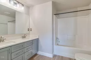 1320 NE 3rd St, Redmond, OR 97756 - Photo 25