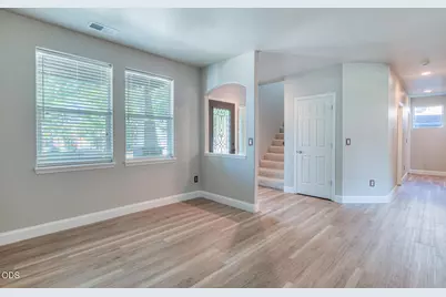 1320 NE 3rd Street, Redmond, OR 97756 - Photo 5