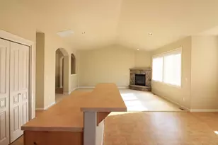 540 NW 28th St, Redmond, OR 97756 - Photo 5