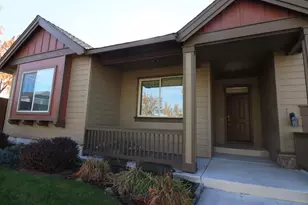 540 NW 28th St, Redmond, OR 97756 - Photo 1