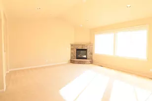 540 NW 28th St, Redmond, OR 97756 - Photo 7