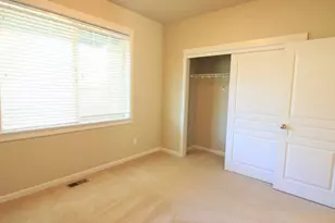 540 NW 28th St, Redmond, OR 97756 - Photo 17