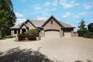 11707 Kestrel Rd, Klamath Falls, OR 97601 - Photo 1