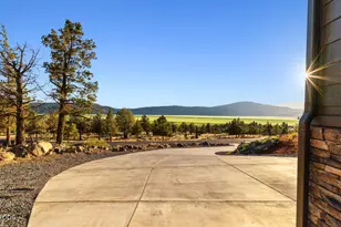 4205 Fox Sparrow Dr, Klamath Falls, OR 97601 - Photo 9