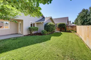 2642 Esther Ln, Grants Pass, OR 97527 - Photo 27