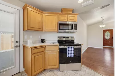 2642 Esther Lane, Grants Pass, OR 97527 - Photo 9