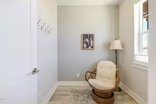 3895 NE Oakside Loop, Bend, OR 97701 - Photo 9
