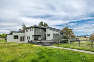 61670 Somerset Dr, Bend, OR 97702 - Photo 45
