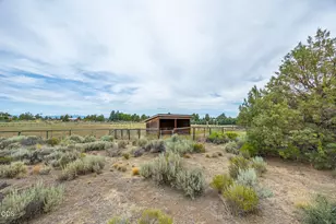 61670 Somerset Dr, Bend, OR 97702 - Photo 49