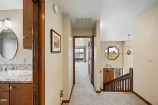 61670 Somerset Dr, Bend, OR 97702 - Photo 27
