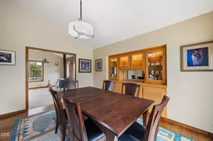 61670 Somerset Dr, Bend, OR 97702 - Photo 9