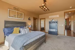 17171 SW Chaparral Dr, Powell Butte, OR 97753 - Photo 15
