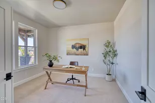 842 NW 18th Ct, Redmond, OR 97756 - Photo 25
